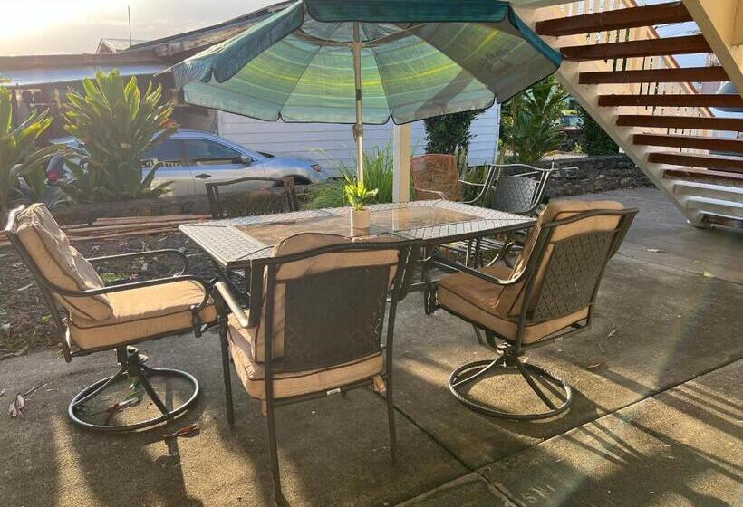 バス共有のスタンダードルーム, Mailan Hale Hostel