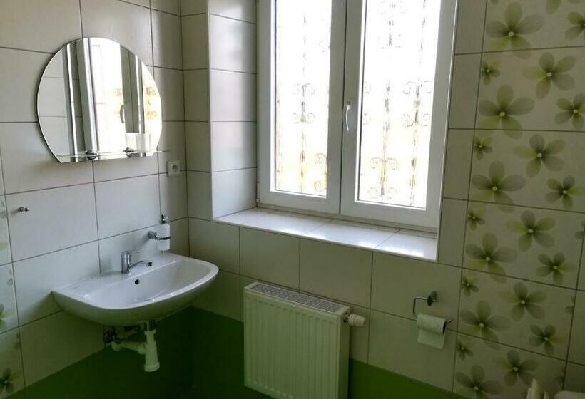 スタンダード４人部屋, Penzion Na Hradečku
