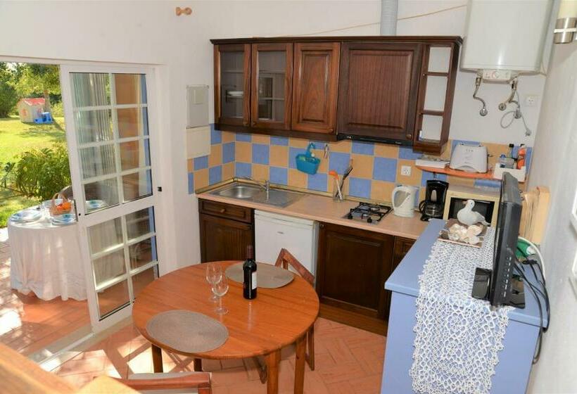 １ベッドルームハウス, Quinta Infantes De Santa Maria