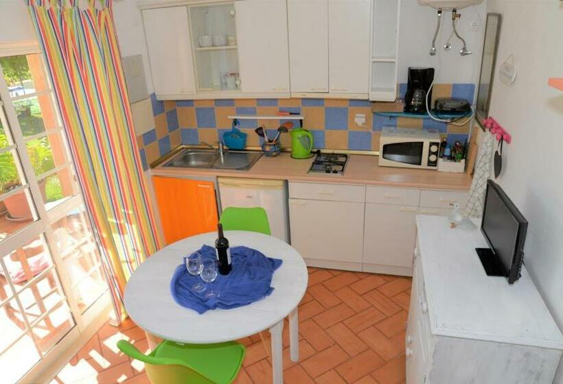 １ベッドルームハウス, Quinta Infantes De Santa Maria