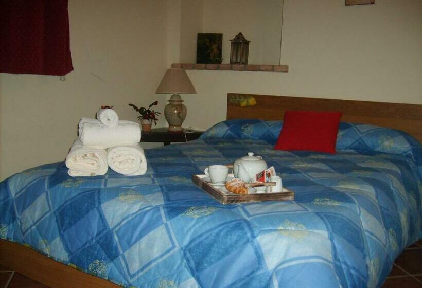 חדר סטנדרט, Grappoloduva B&b