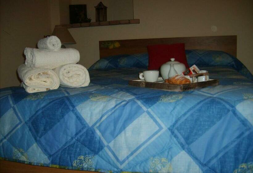 חדר סטנדרט, Grappoloduva B&b