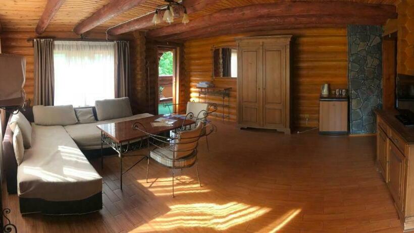 סוויטה, Lisova Kazka