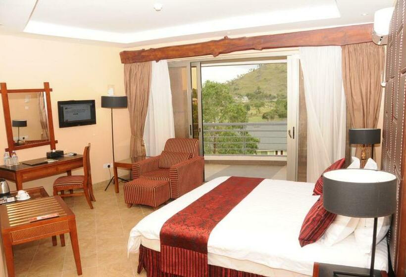 سوییت جونیور, Igongo Country Hotel & Cultural Centre