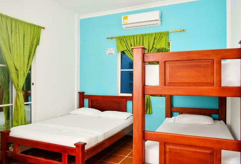 شقة غرفة نوم واحدة بالطابق الأرضى, Isla Mágica