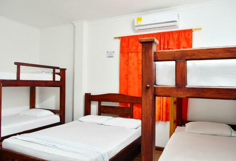 شقة غرفة نوم واحدة بالطابق الأرضى, Isla Mágica