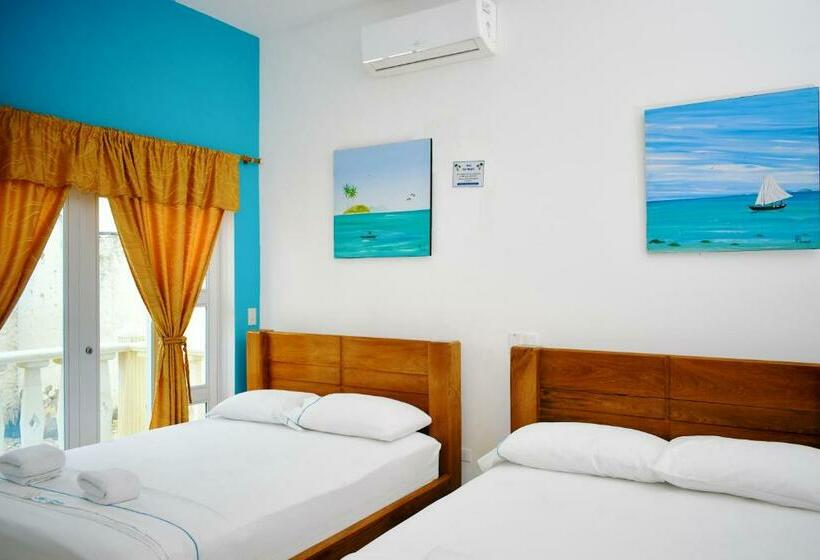 غرفة كلاسيكية رباعية, Isla Mágica