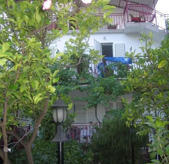 آپارتمان 1 خوابه با چشمانداز دریا, Guest House Villa Kosa