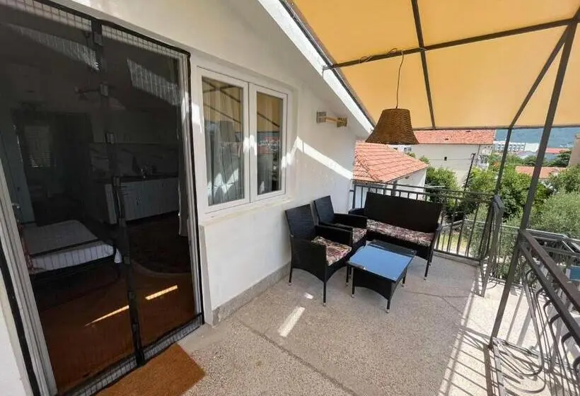 آپارتمان 1 خوابه با چشمانداز دریا, Guest House Villa Kosa