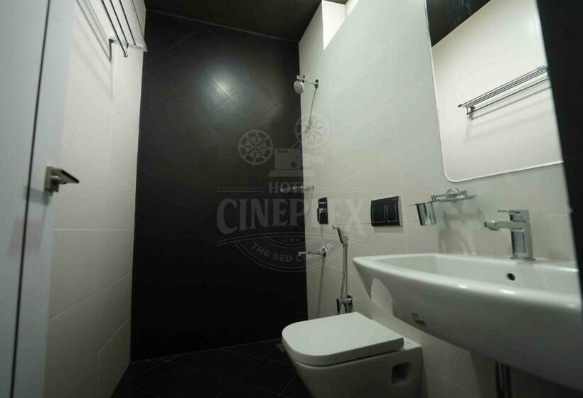 اتاق لوکس, Cineplex