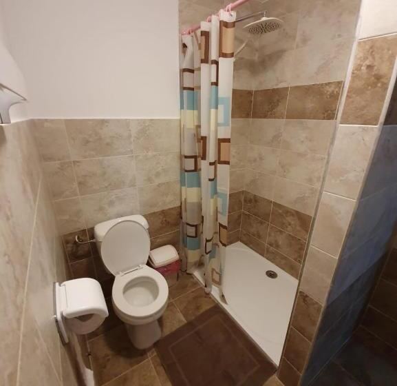 غرفة ديلوكس, La Grig