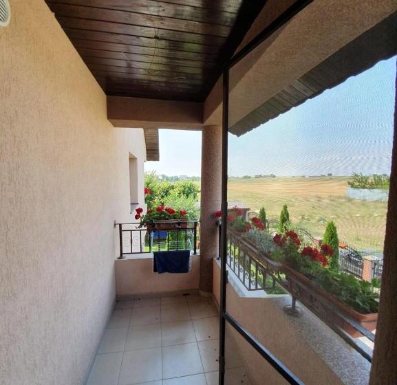 غرفة قياسية, La Grig