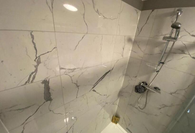 منزل 3 غرف نوم, Ogwen Bank Caravan And Lodge Park