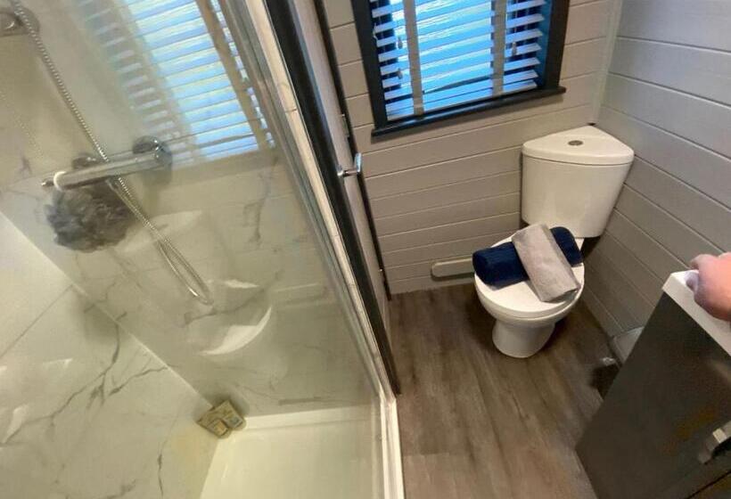 منزل 3 غرف نوم, Ogwen Bank Caravan And Lodge Park