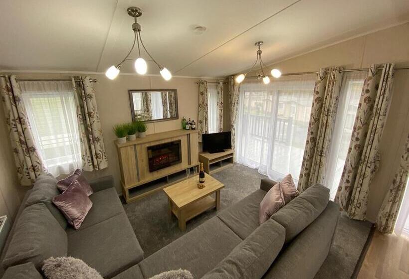 منزل 3 غرف نوم, Ogwen Bank Caravan And Lodge Park