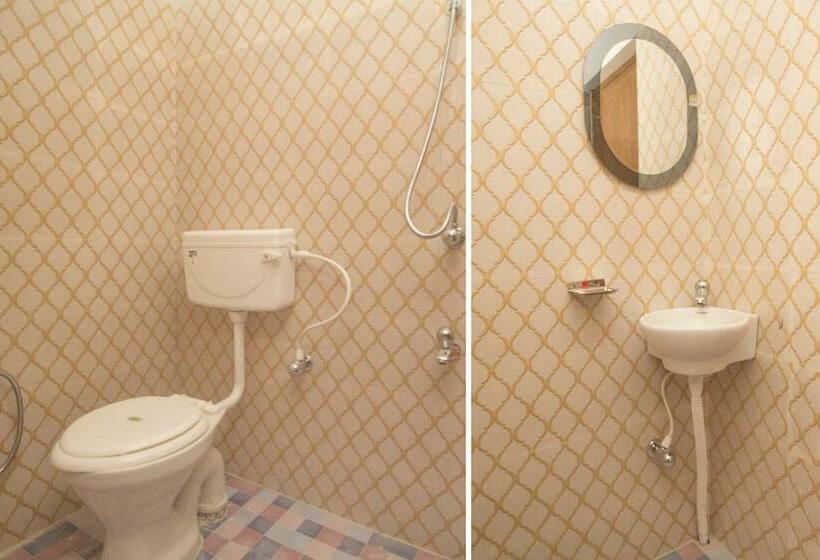 トリプルクラシックルーム, O Kanchanjanga Tourist Lodge