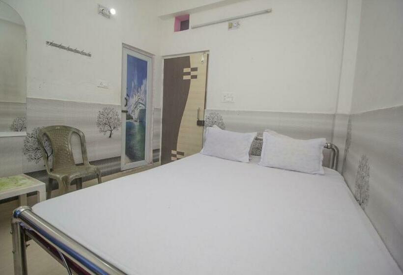 トリプルクラシックルーム, O Kanchanjanga Tourist Lodge