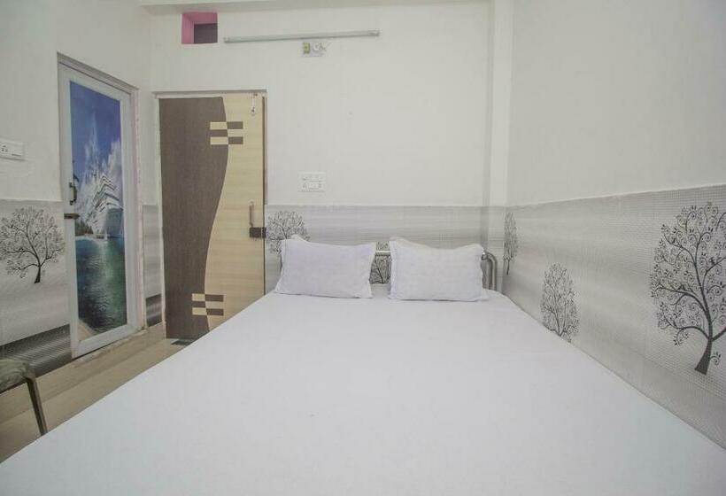 トリプルクラシックルーム, O Kanchanjanga Tourist Lodge