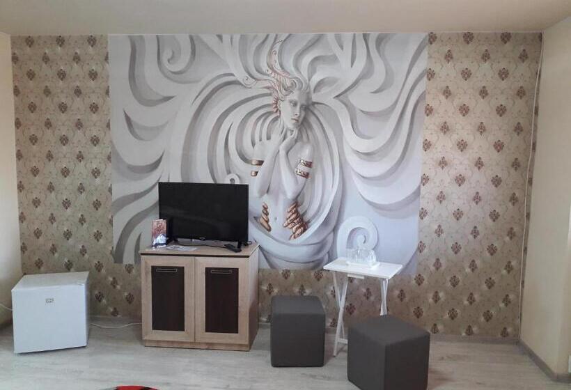 Quarto Superior Cama King, Casa Cu Butoi