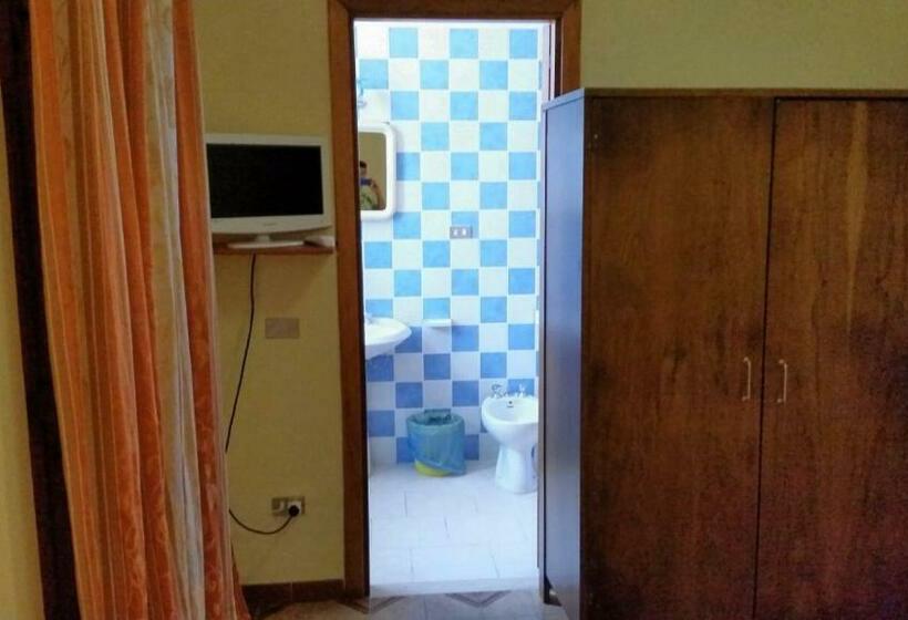 غرفة قياسية رباعية, La Valle Del Mingardo