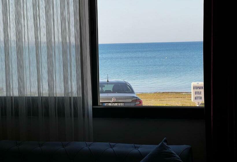 Quarto Familiar, Comfort Sui̇tes Urla