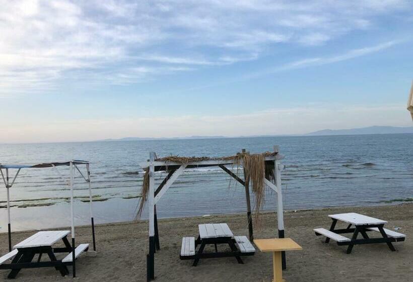 Quarto Familiar, Comfort Sui̇tes Urla