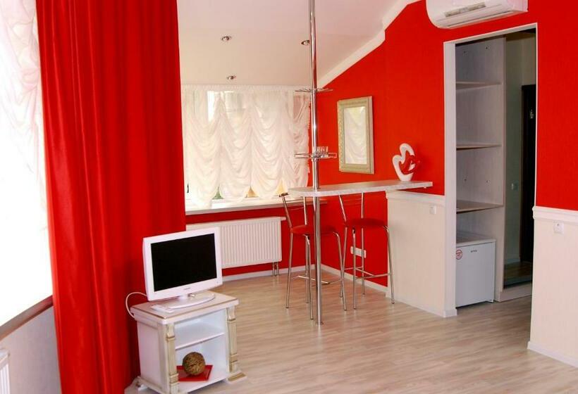 استودیوی استاندارد, отель соборный