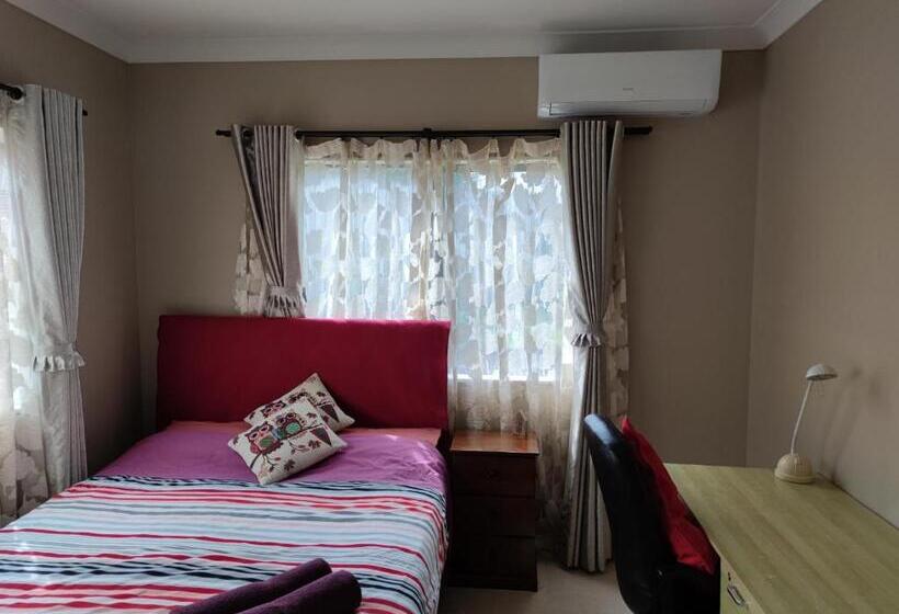 Quarto Deluxe Cama Queen, Monique S Nth Shore Prvt Bthrom Air Con Tv茉莉卡独立卫浴空调屋4人