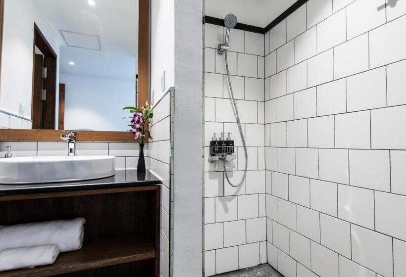 סוויטת ג'וניור, Aquarius Hotel And Urban Resort