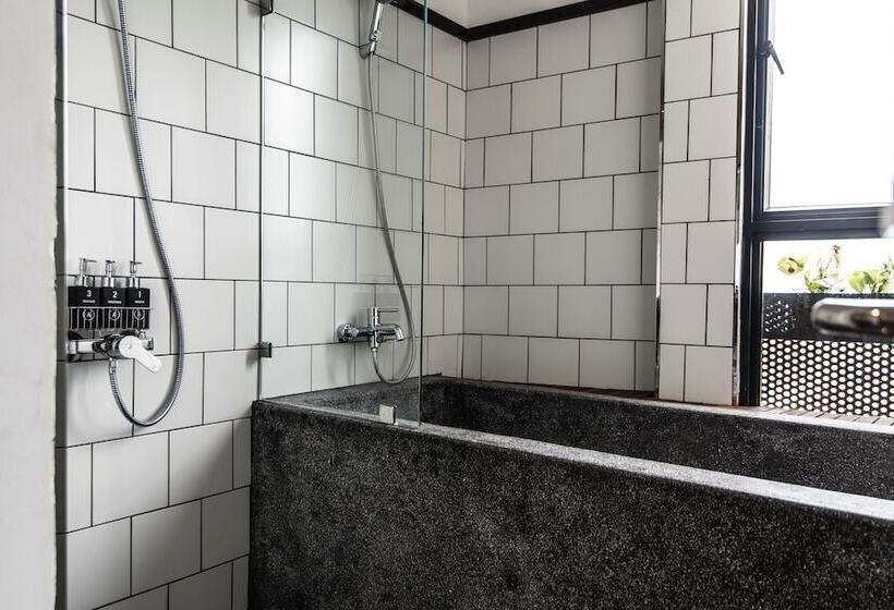 סוויטה אקזקיוטיב, Aquarius Hotel And Urban Resort