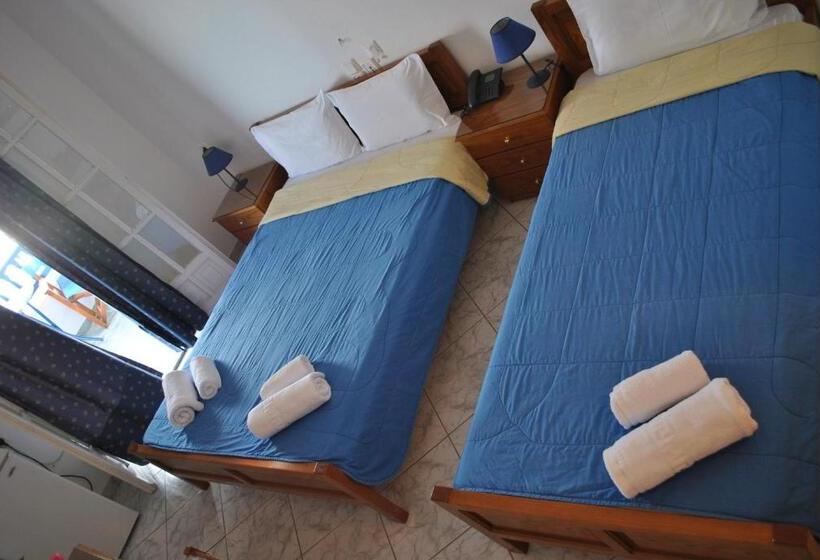 家庭房带园景, Atlantida