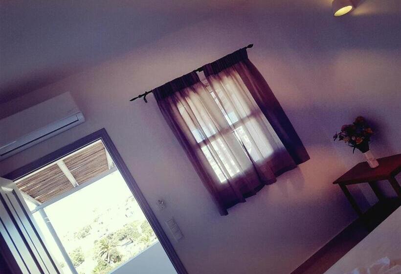 带2个卧室的公寓, Atlantida