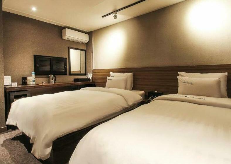 חדר סטנדרט, Gangnam Blanc