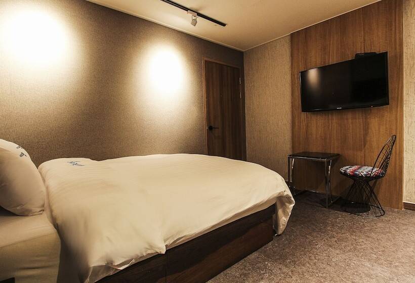 חדר סטנדרט, Gangnam Blanc