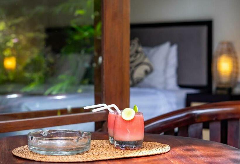اتاق لوکس, Gatra Ubud Inn