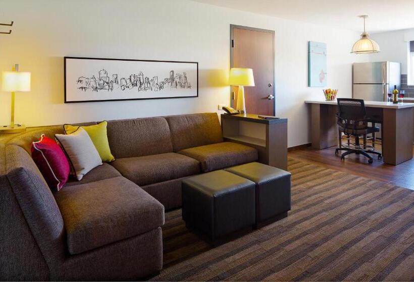 Люкс, Hyatt House Dallas/frisco