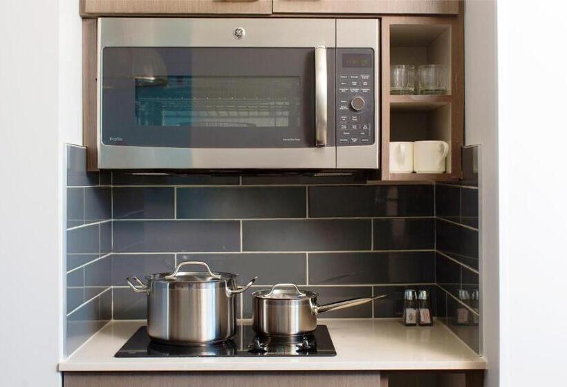 جناح لذوى الاحتياجات الخاصة, Hyatt House Dallas/frisco