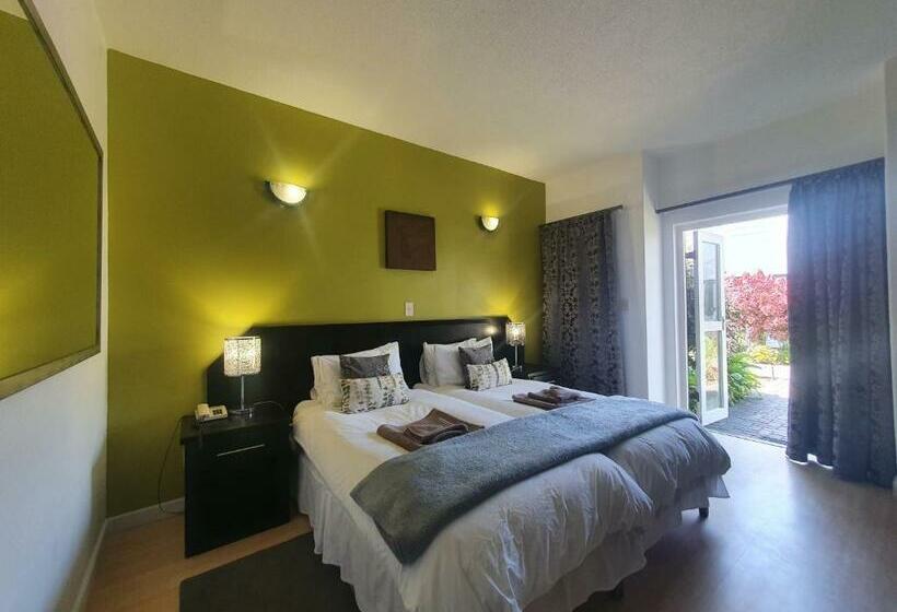 Pokój Standard, Langholm