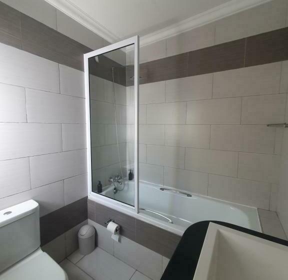 Pokój Standard, Langholm