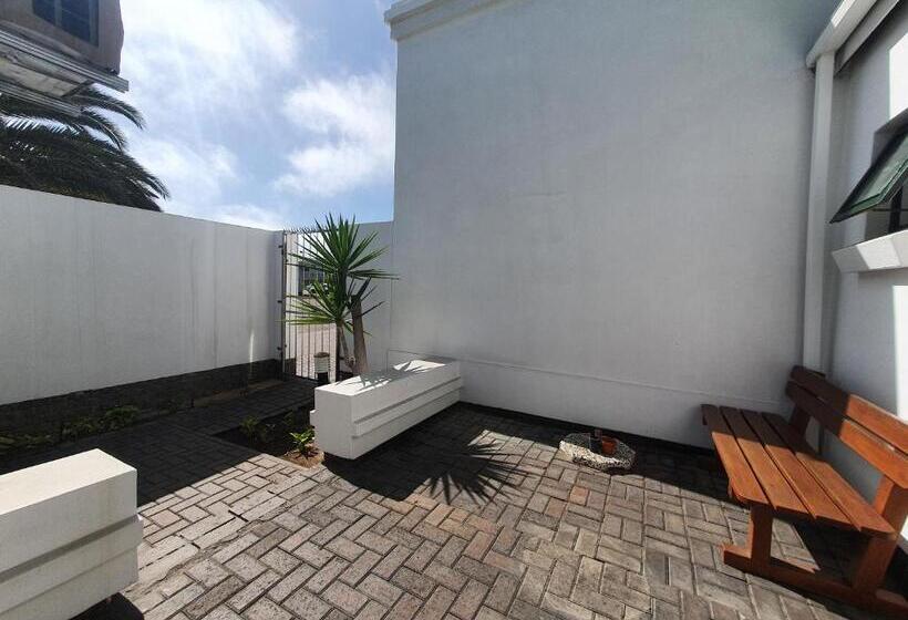 Pokój Deluxe, Langholm