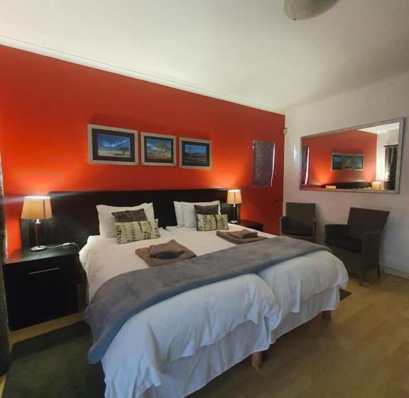 Pokój Standard Trzyosobowy, Langholm