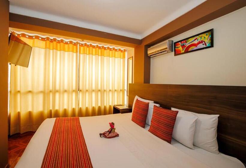 Camera Deluxe Vista Città, Principe Iii