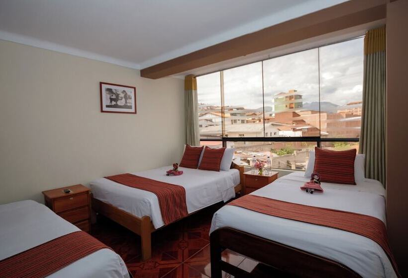 Camera Tripla Standard, Principe Iii