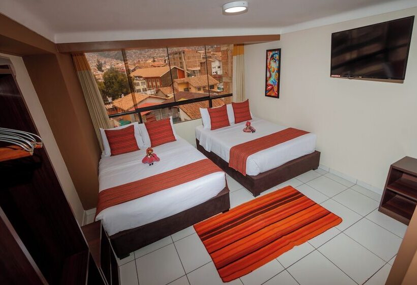 Camera Tripla Standard, Principe Iii