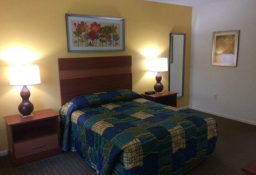 מיטת קינג בסוויטה, Surf Rider Resort