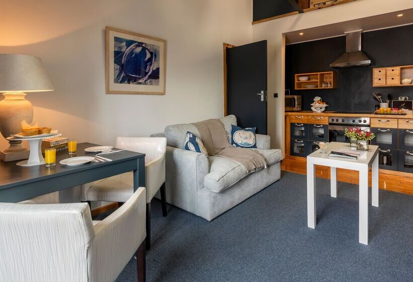 Номер Deluxe, The Lofts Boutique