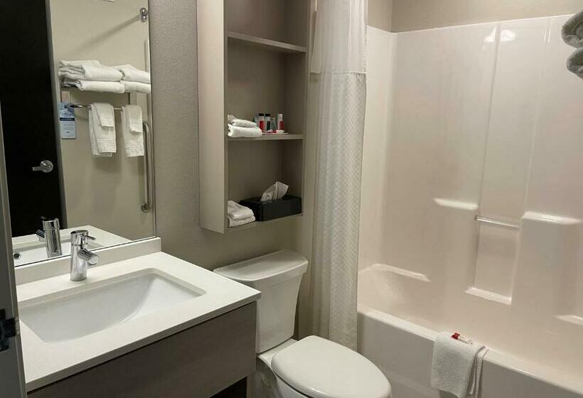 스탠다드 룸, Coratel Inn & Suites By Jasper Rochester