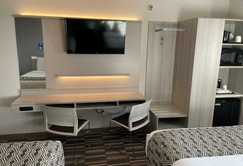 Номер Стандарт Адаптированный для Инвалидов, Coratel Inn & Suites By Jasper Rochester
