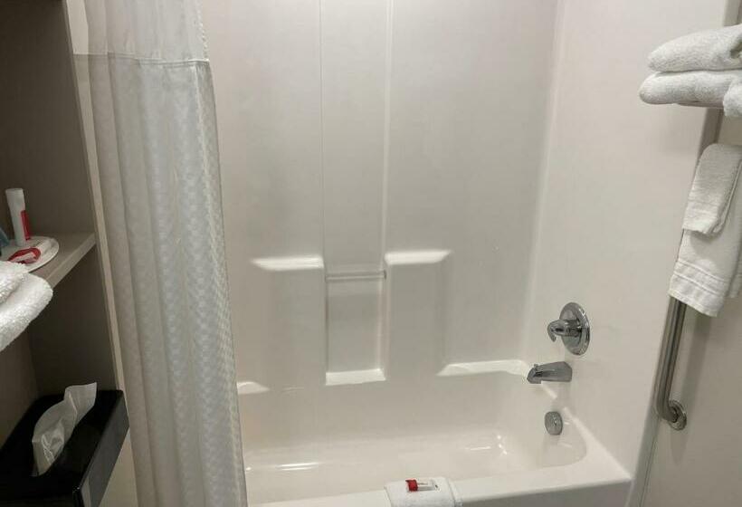 스탠다드 룸, Coratel Inn & Suites By Jasper Rochester