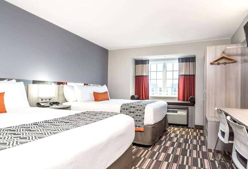 디럭스 룸, Coratel Inn & Suites By Jasper Rochester